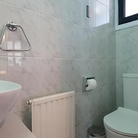 Phaedrus Living: Luxury Maisonette Platres