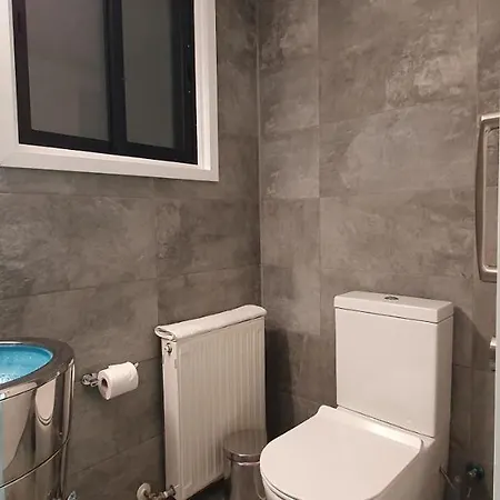 Phaedrus Living: Luxury Maisonette Platres