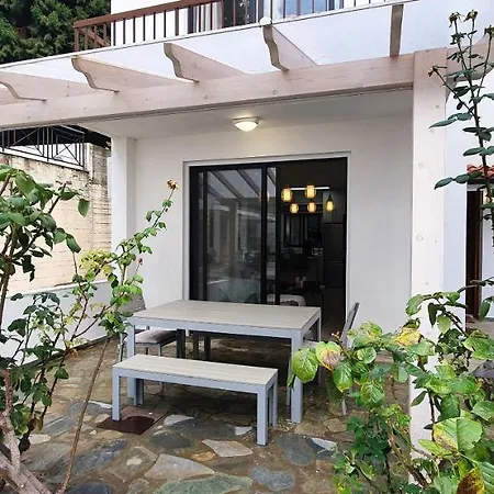 Phaedrus Living: Luxury Maisonette בית נופש פלטרס