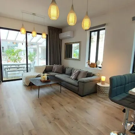 Holiday home Phaedrus Living: Luxury Maisonette